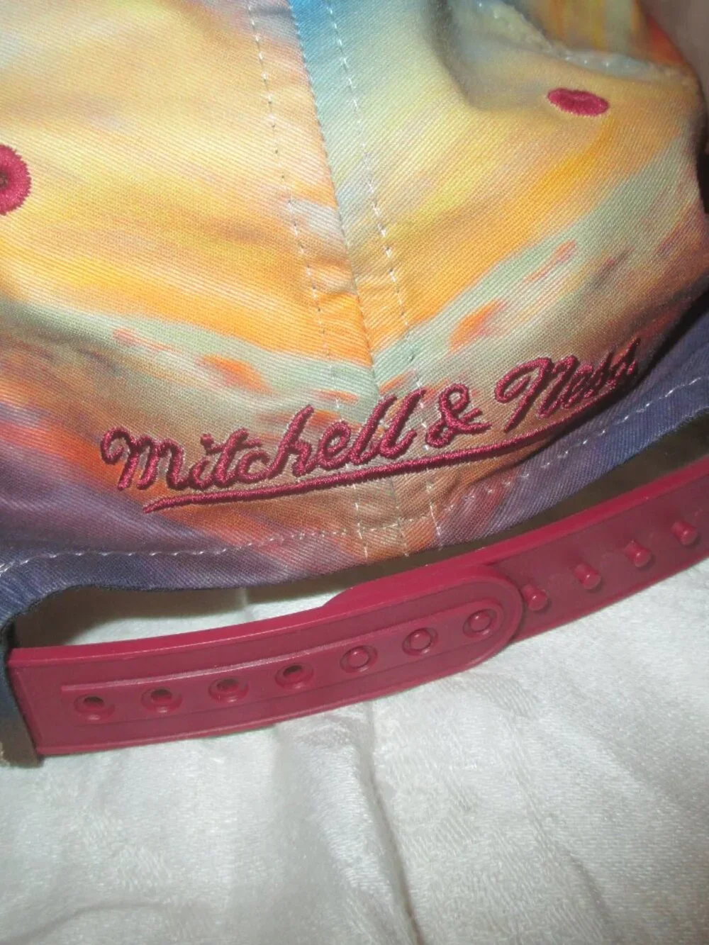 NEW MITCHELL AND NESS NBA CLEVELAND CAVALIERS SNAPBACK HAT ONE SIZE